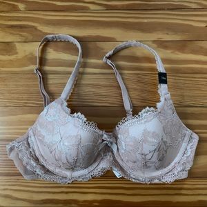 Victoria’s Secret Body by Victoria bra blush pink lace 34B